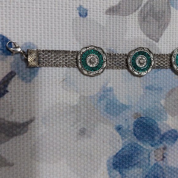Antique Silver Tone Chain Bracelet Green Silver - Picture 7 of 8